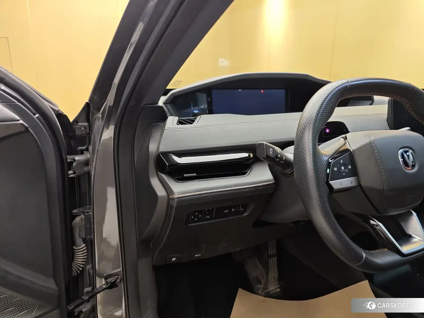 Chang'an Changan UNI-V 2022 Silver/gray из Китая, фото 6