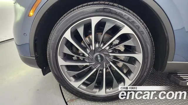 Lincoln Aviator 2nd generation 2021 Синий из Кореи, фото 6