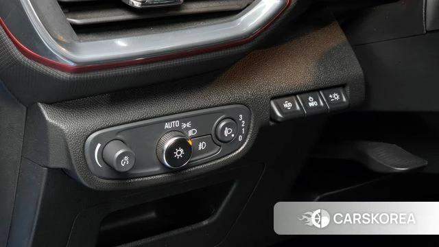 Chevrolet (GM Daewoo) Trailblazer 2023 Небесно-голубой из Кореи, фото 6