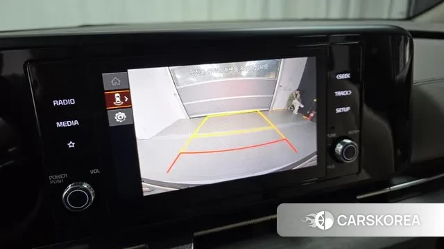 Kia Carnival 4th generation 2023 Белый из Кореи, фото 6