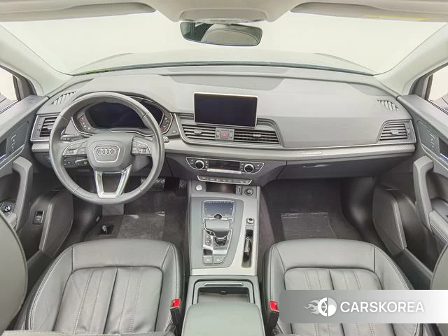 Audi Q5L 2021 Черный из Китая, фото 6
