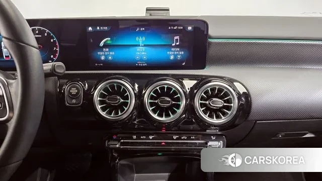 Mercedes-Benz A-Class W177 2022 Белый из Кореи, фото 6