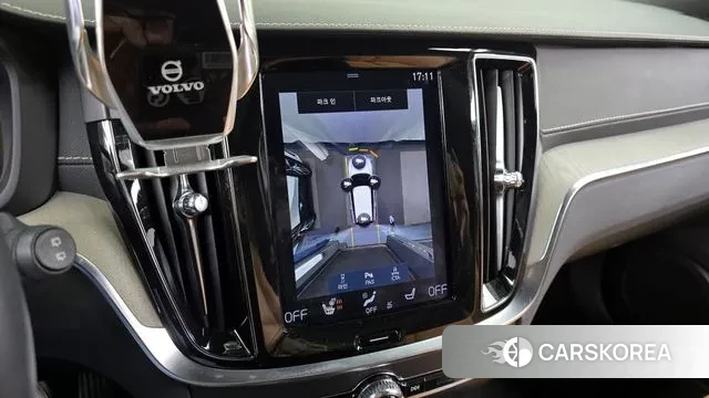 Volvo V60 Cross-Country 2nd Generation 2019 Белый из Кореи, фото 6