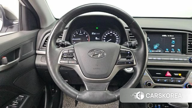 Hyundai Avante AD 2018 Белый из Кореи, фото 6