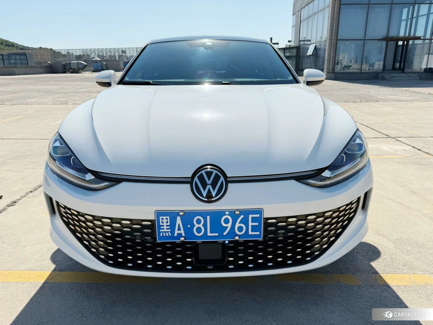 Volkswagen Lingdu 2023 Белый из Китая, фото 6