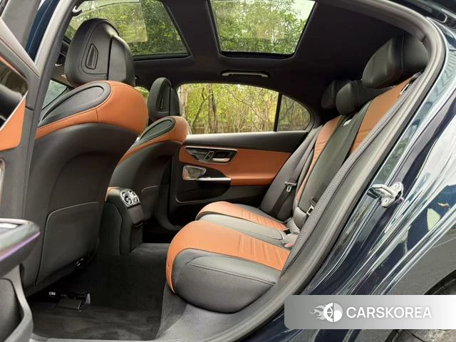 Mercedes-Benz Class C 2023 Другой из Китая, фото 6