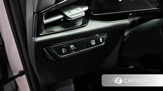 Kia Di Ol Nu Niro 2022 Белый из Кореи, фото 6