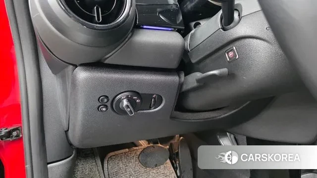 Mini Cooper 2022 Красный из Кореи, фото 6