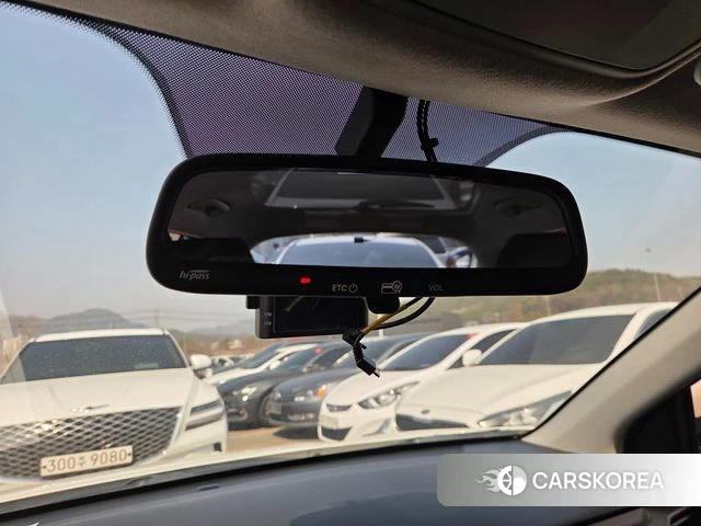 Kia Stonic 2018 Белый из Кореи, фото 6