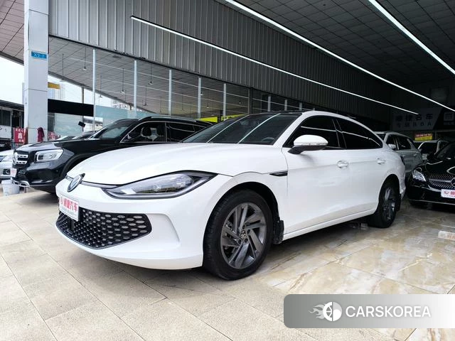 Volkswagen Lingdu 2024 Белый из Китая, фото 6