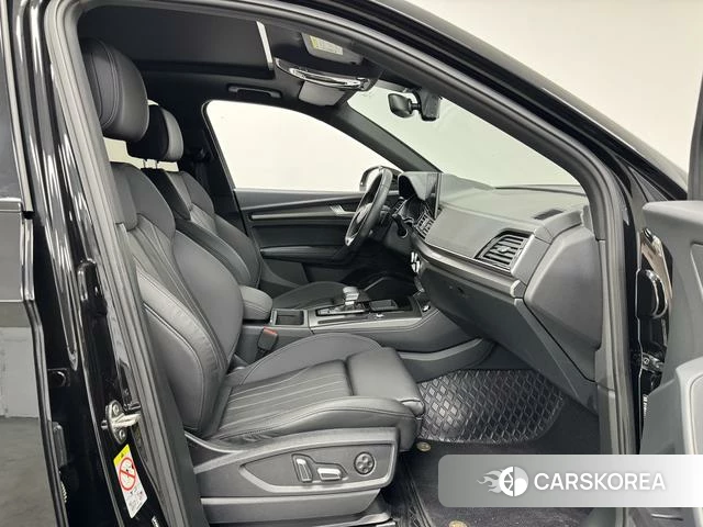Audi Q5L 2023 Черный из Китая, фото 6