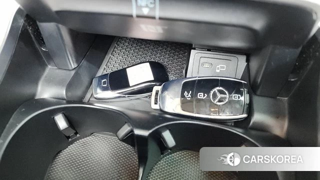 Mercedes-Benz E-Class W213 2021 Белый из Кореи, фото 6