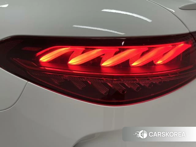 Mercedes-Benz EQS 2024 Белый из Китая, фото 6