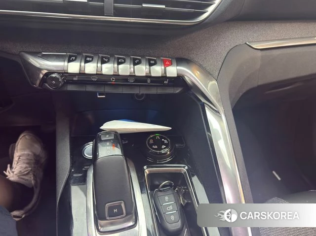 Peugeot 3008 second generation 2018 Белый из Кореи, фото 6