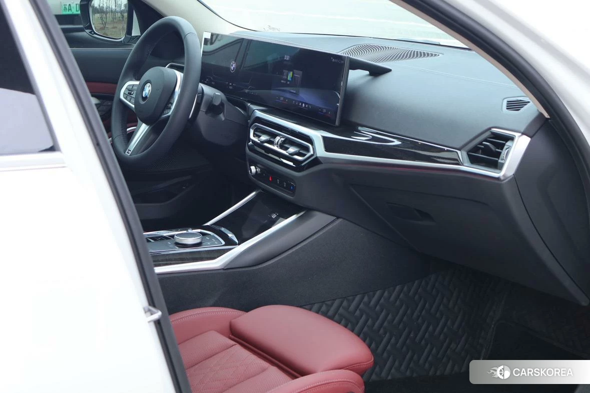 BMW 3 series 2022 Белый из Китая, фото 6