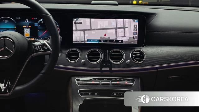 Mercedes-Benz E-Class W213 2022 Белый из Кореи, фото 6