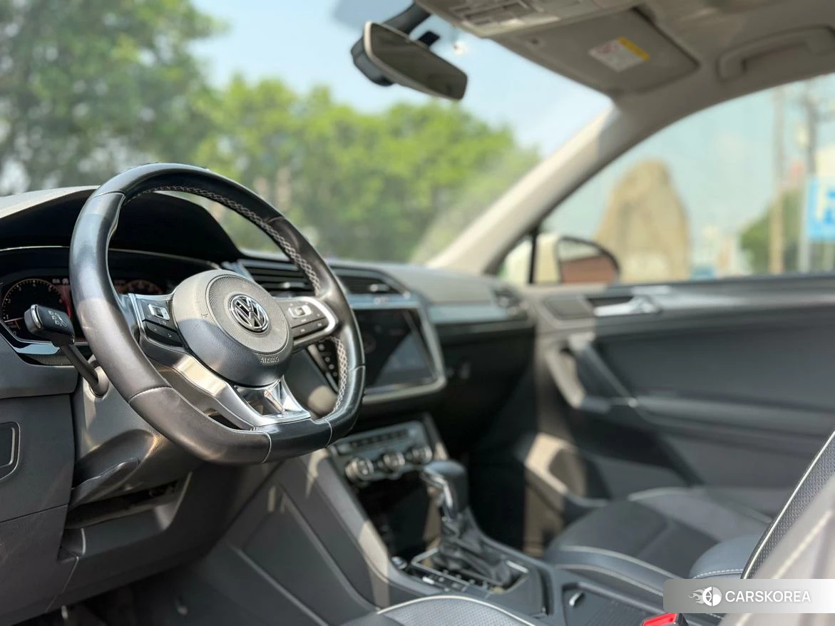 Volkswagen Tiguan L 2019 Белый из Китая, фото 6