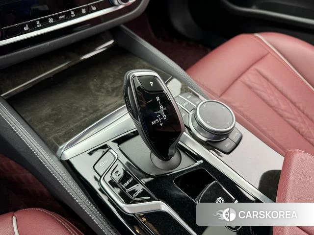 BMW 5 series 2022 Черный из Китая, фото 6