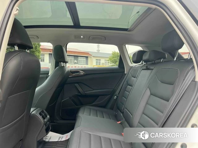 Volkswagen Tuyue 2022 Белый из Китая, фото 6