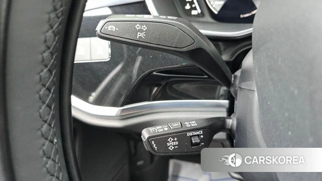 Audi Q3 (F3) 2025 Черный из Кореи, фото 6