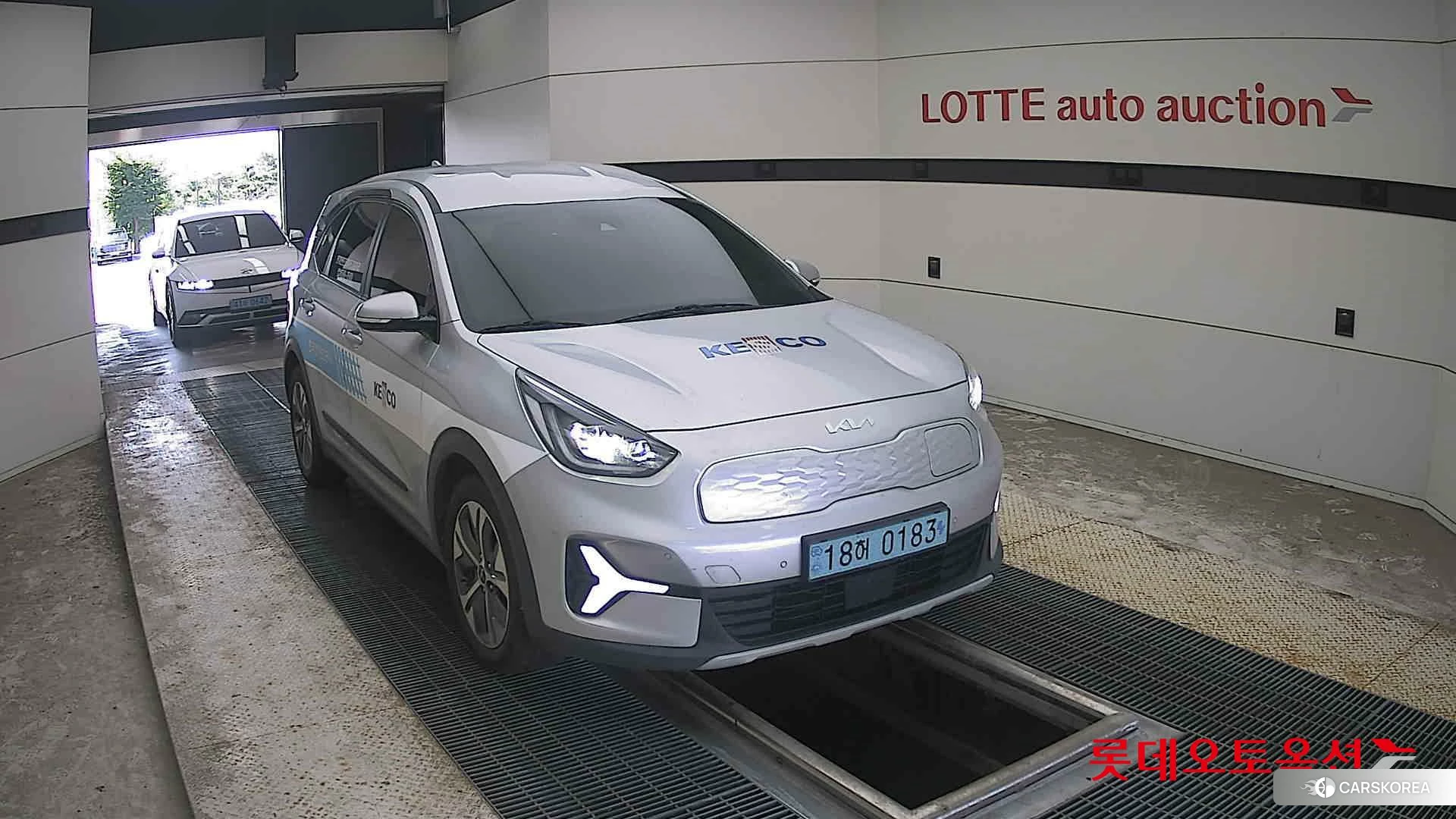 Kia Niro Plus 2023 Sparkling Silver из Кореи, фото 6