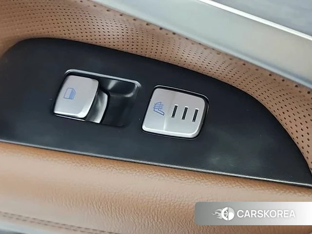 Genesis G70 2019 Серебристо-серый из Кореи, фото 6