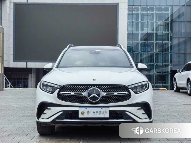 Mercedes-Benz GLC 2023 Белый из Китая, фото 6