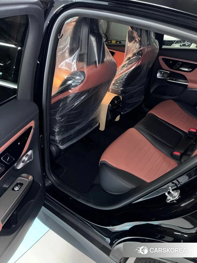 Mercedes-Benz GLC-Class X254 2026 Черный из Кореи, фото 6