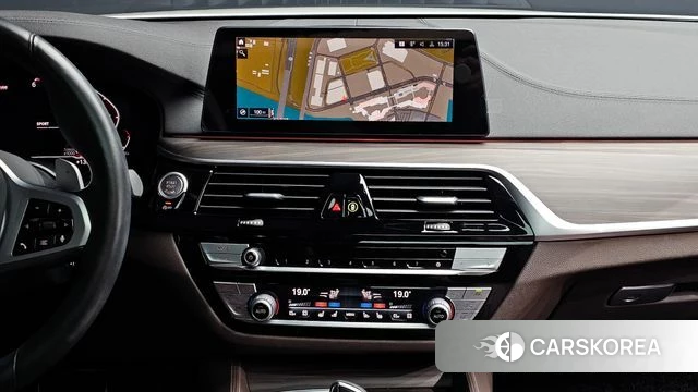 BMW 5 Series (G30) 2020 Белый из Кореи, фото 6