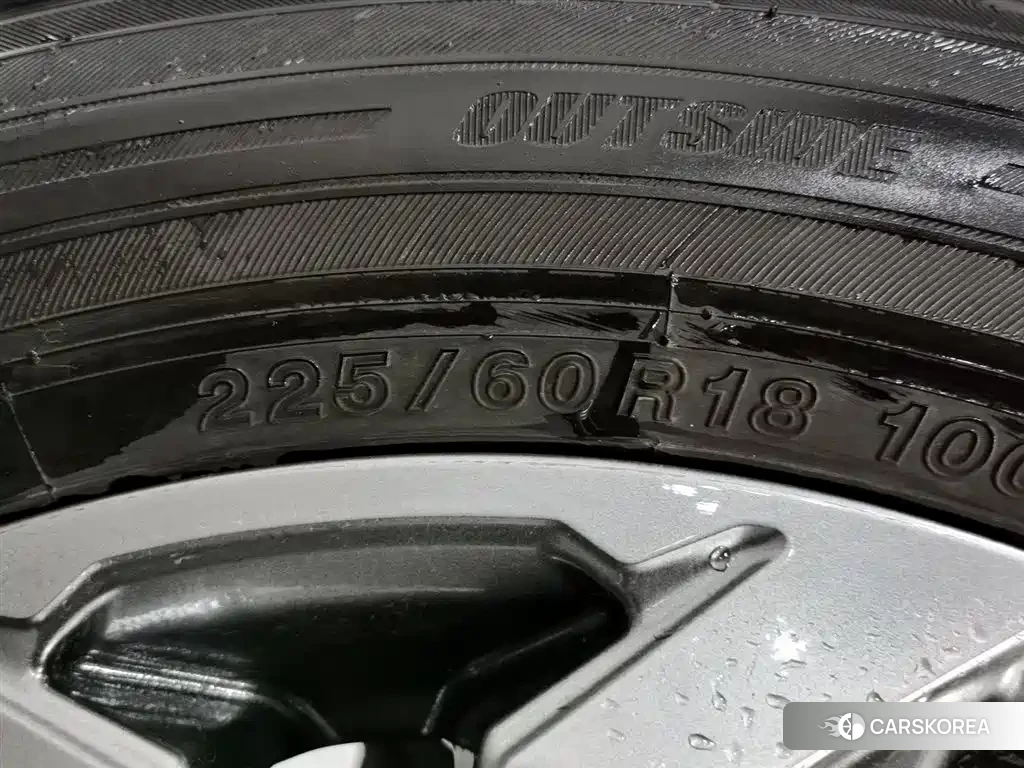Toyota RAV4 2024 Белый из Китая, фото 6