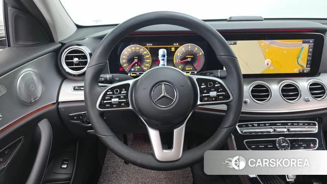 Mercedes-Benz E-Class W213 2019 Серебряный из Кореи, фото 6