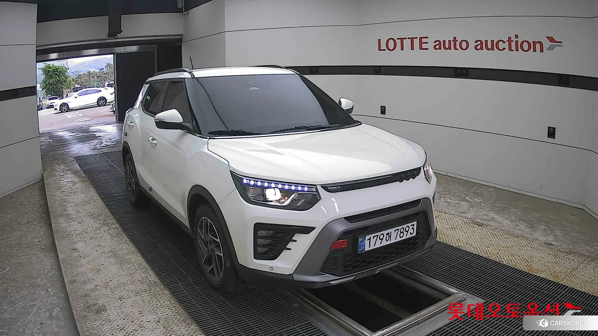 SsangYong Tivoli 2025 Grand White из Кореи, фото 6