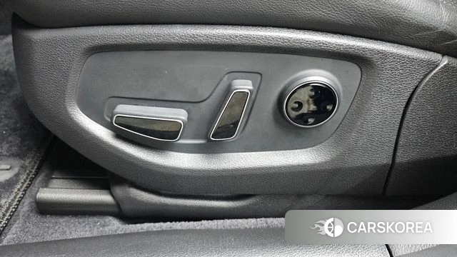 Genesis G80 2018 Серебристо-серый из Кореи, фото 6