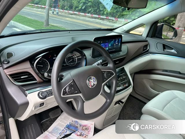 Buick GL8 2023 Темно-серый из Китая, фото 6