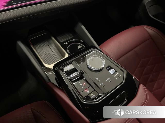 BMW 5 series 2024 Черный из Китая, фото 6
