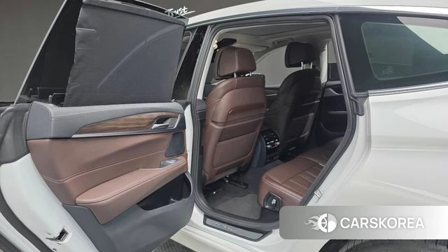 BMW 6 Series GT (G32) 2023 Белый из Кореи, фото 6