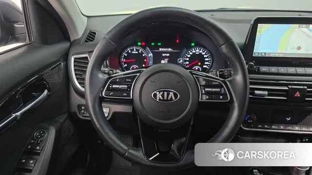 Kia Seltos 2021 Серый из Кореи, фото 6