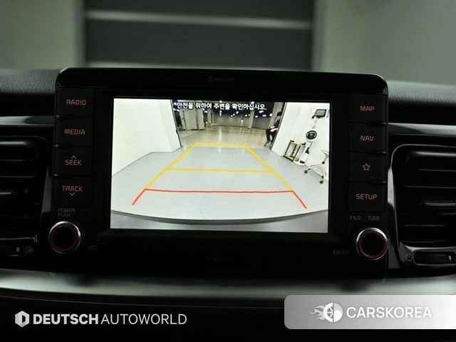 Kia Stonic 2018 Белый из Кореи, фото 6