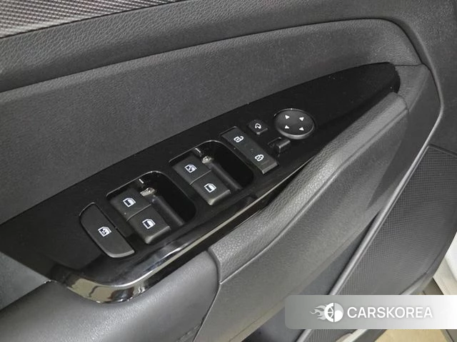 Kia Sportage 5th Generation 2024 Белый из Кореи, фото 6