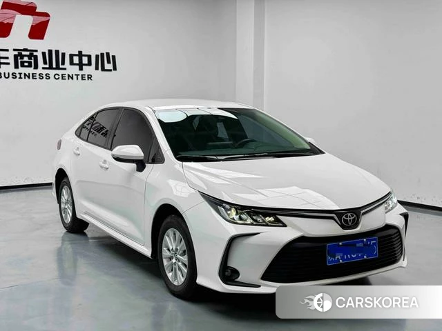 Toyota Corolla 2022 Белый из Китая, фото 6