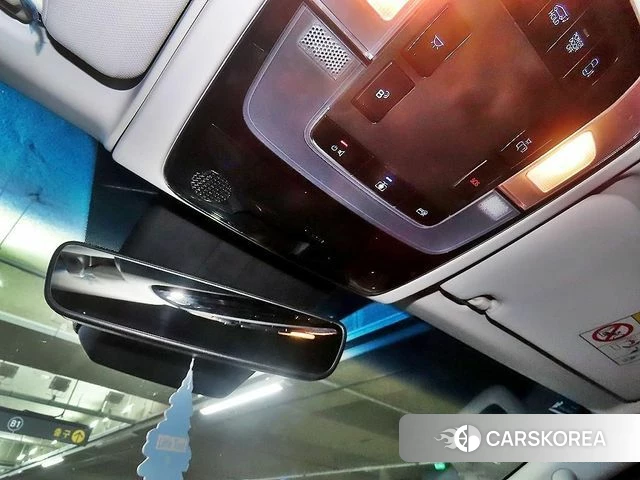 Hyundai Staria 2021 Белый из Кореи, фото 6