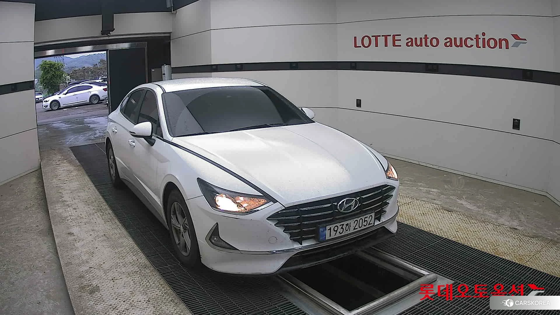 Hyundai Sonata 2022 Creamy White Pearl (optional) из Кореи, фото 6