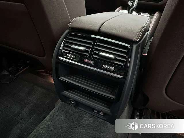 BMW 5 series 2022 Черный из Китая, фото 6