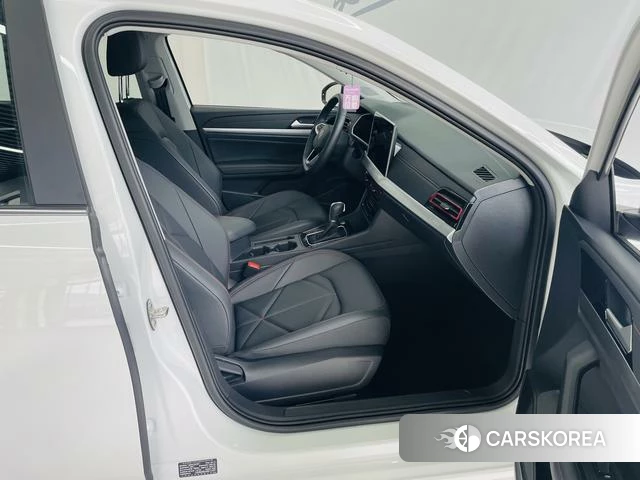 Volkswagen Lavida 2025 Белый из Китая, фото 6