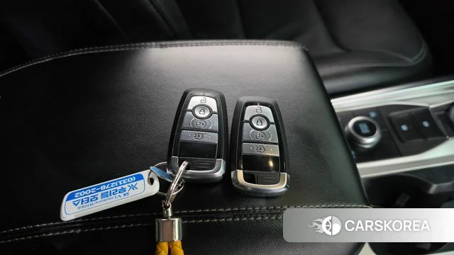 Ford Explorer 6th Generation 2020 Белый из Кореи, фото 6