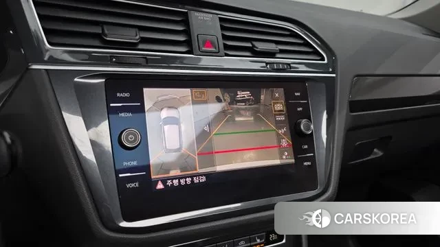 Volkswagen Tiguan second Generation 2020 Белый из Кореи, фото 6