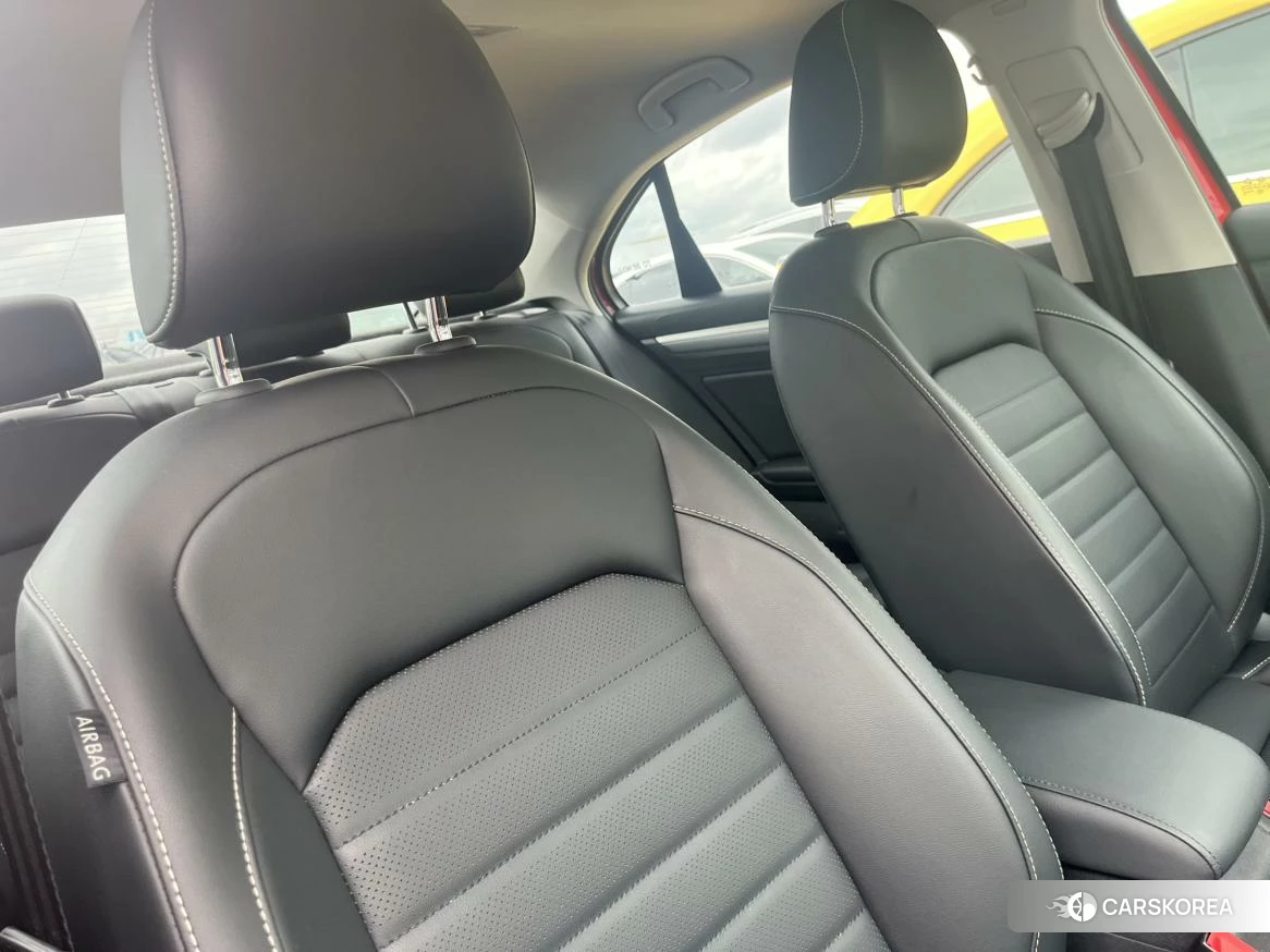 Volkswagen Lingdu 2020 Красный из Китая, фото 6