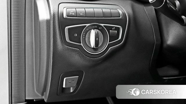 Mercedes-Benz C-Class W205 2018 Серый из Кореи, фото 6