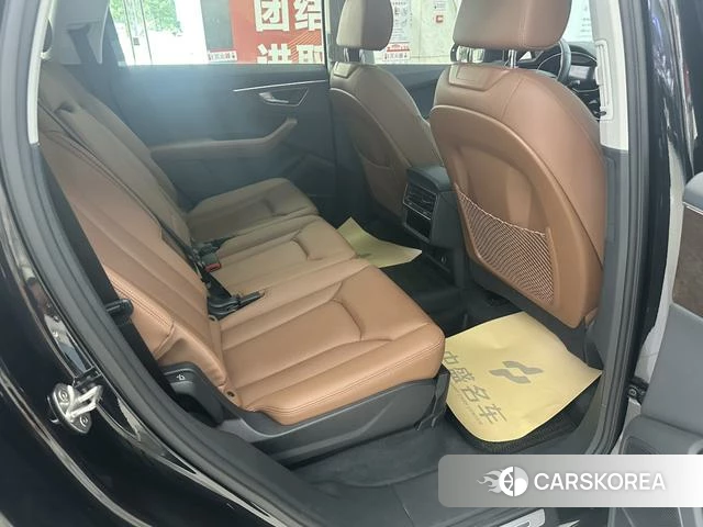 Audi Q7 2024 Черный из Китая, фото 6