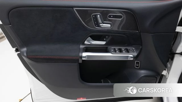 Mercedes-Benz GLB-Class X247 2025 Белый из Кореи, фото 6